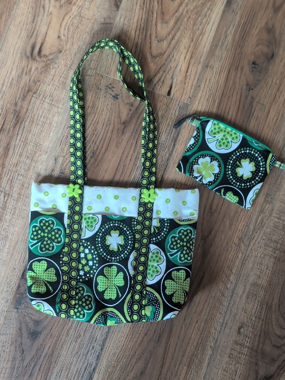 Handmade Green & White Shamrock Pattern Tote with Matching Zipper Pouch, Pockets